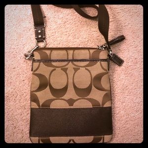 Small Coach crossbody bag